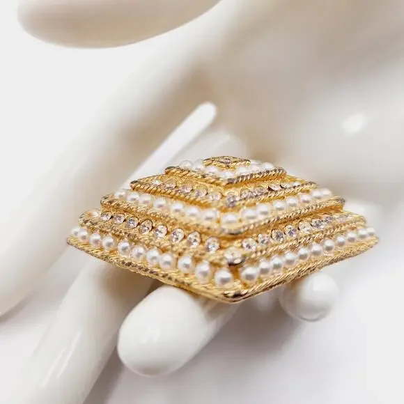 Vintage Rhinestone Faux Pearl Diamond Shaped Brooch Gold Tone Pin - 2 1/4 Inches - Picture 3 of 10